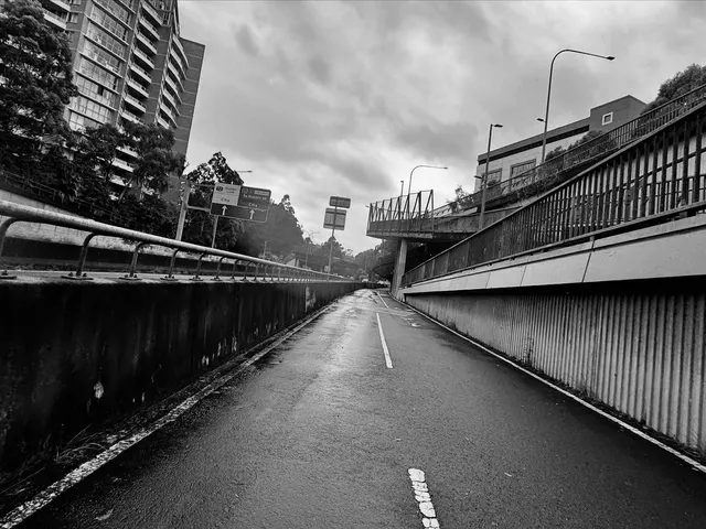 Gore Hill Freeway